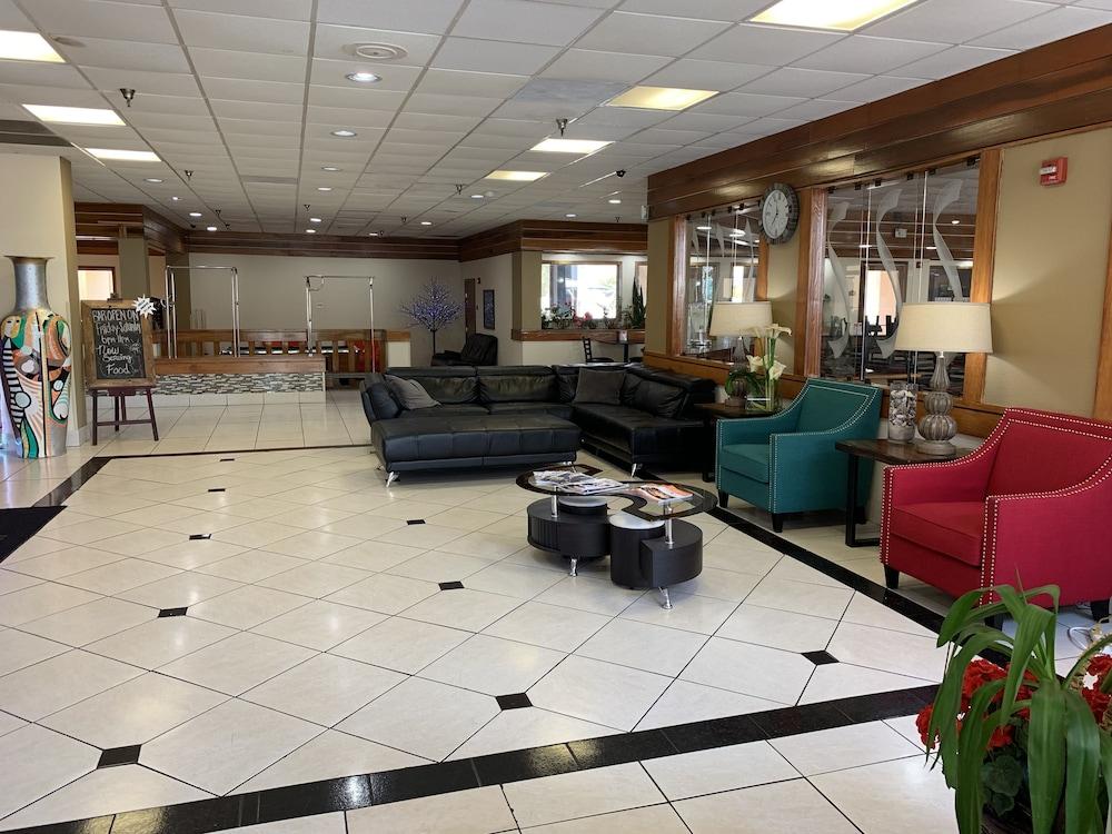 Quality Inn & Suites Pensacola Bayview Ferry Pass Esterno foto